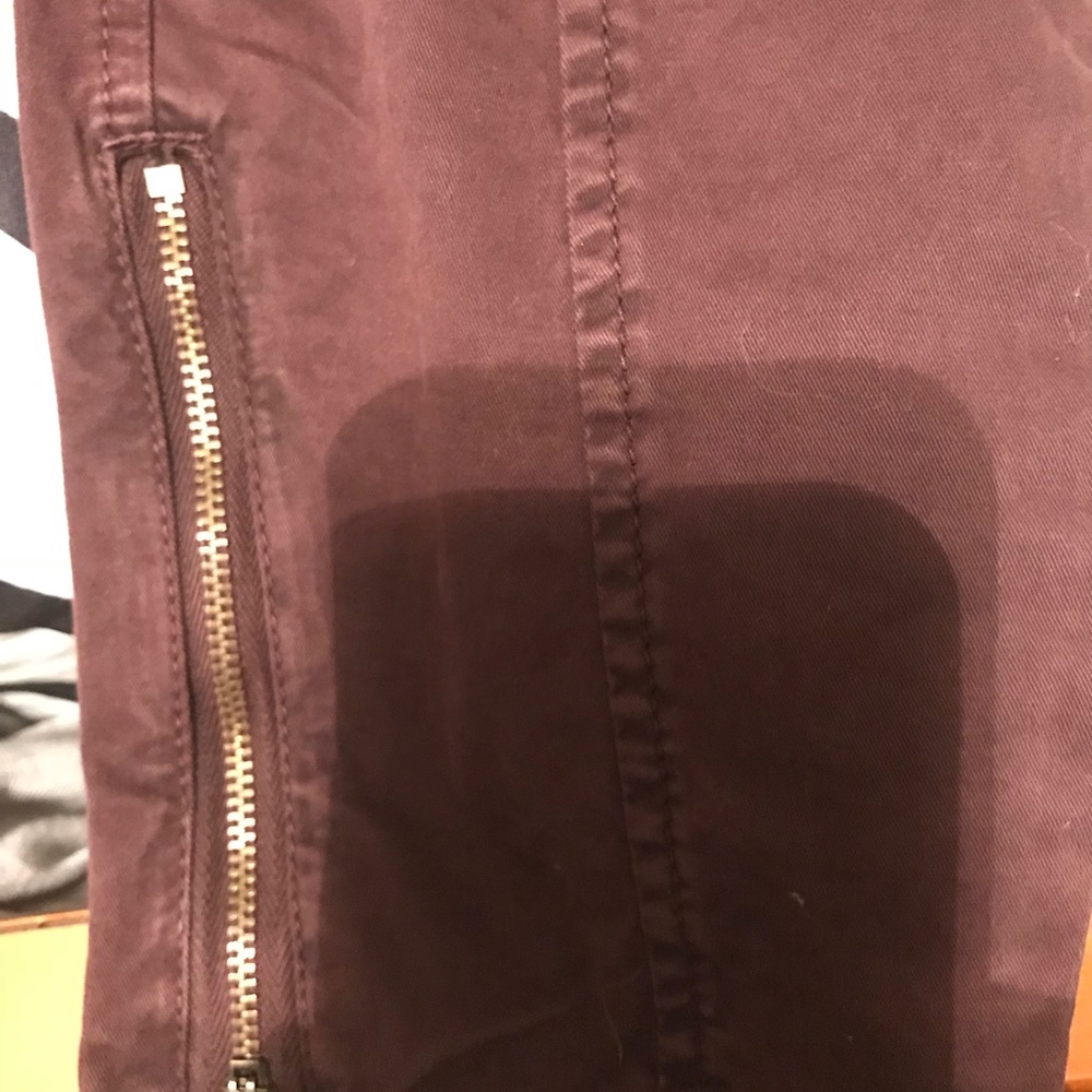 Pigment dyed capris